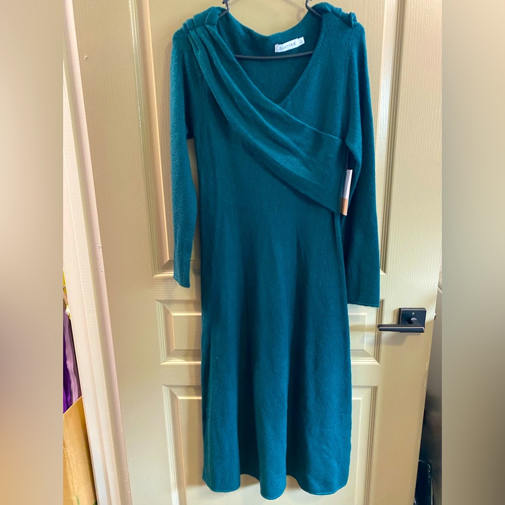 JustFab Ladies Sweater Dress Size L.
